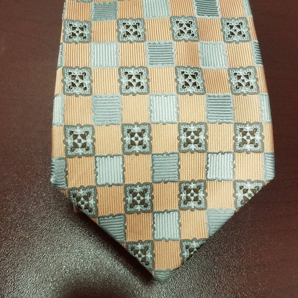 Tom James Blue Label Light Orange and Gray Tie